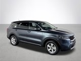 Used 2023 Kia Sorento LX image 4