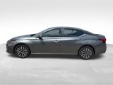 Used 2023 Nissan Altima 2.5 SV image 2