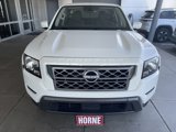 Used 2022 Nissan Frontier SV image 2