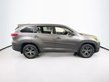 Used 2018 Toyota Highlander Plus image 4