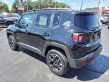 Used 2023 Jeep Renegade Trailhawk w/ Trailhawk Elite Group image 4