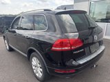 Used 2014 Volkswagen Touareg Sport image 4