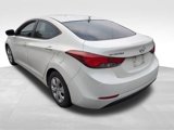 Used 2016 Hyundai Elantra SE image 2