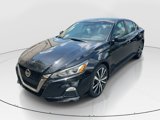 Used 2019 Nissan Altima 2.5 SR image 2