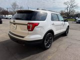 Used 2019 Ford Explorer XLT w/ Equipment Group 202A image 5