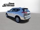Used 2015 Nissan Rogue SV image 3