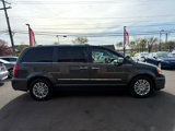 Used 2015 Chrysler Town & Country Limited Platinum image 4