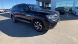 Used 2020 Volkswagen Atlas Cross Sport SEL Premium image 2