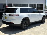 Used 2021 Jeep Grand Cherokee L Laredo image 3