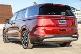 Used 2024 Kia Carnival EX image 6
