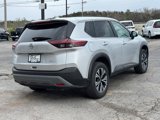 Used 2023 Nissan Rogue SV image 3