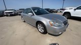 Used 2003 Nissan Altima 3.5 SE image 2