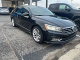 Used 2017 Volkswagen Passat 1.8T SE image 3