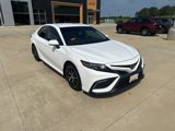 Used 2023 Toyota Camry SE image 3