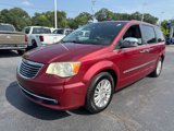 Used 2015 Chrysler Town & Country Limited Platinum image 2
