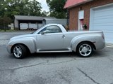 Used 2004 Chevrolet SSR w/ Preferred Equipment Group image 4