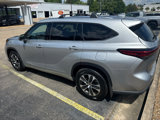 Used 2021 Toyota Highlander XLE image 4