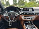 Used 2018 BMW 750i xDrive image 3