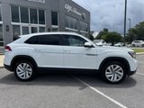 Used 2023 Volkswagen Atlas Cross Sport SE image 3
