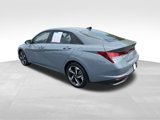 Used 2023 Hyundai Elantra SEL w/ Convenience Package image 5