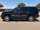 Used 2014 GMC Yukon Denali image 3
