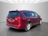 Used 2020 Chrysler Pacifica Touring-L image 5