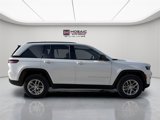 New 2025 Jeep Grand Cherokee Laredo X w/ Luxury Tech Group I image 2