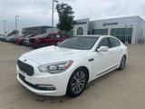 Used 2017 Kia K900 Premium image 3