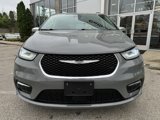 Certified 2023 Chrysler Pacifica Limited image 3