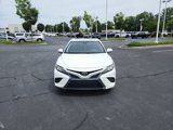 Used 2018 Toyota Camry SE image 2
