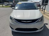 Used 2017 Chrysler Pacifica Touring-L Plus w/ Advanced Safetytec Group image 5