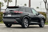 Used 2021 Nissan Rogue SV image 4