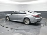 Used 2022 Toyota Camry LE image 3