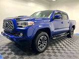Used 2023 Toyota Tacoma TRD Sport image 3