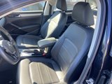 Used 2022 Volkswagen Passat 2.0T SE image 3