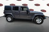Used 2016 Jeep Wrangler Unlimited Sahara image 3