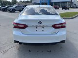 Used 2020 Toyota Camry XLE image 6