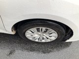Used 2014 Toyota Camry L image 3