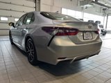Used 2022 Toyota Camry SE image 5