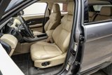 Used 2019 Land Rover Range Rover Evoque SE Premium image 4