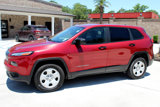Used 2015 Jeep Cherokee Sport image 3