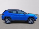 Used 2022 Jeep Compass Trailhawk w/ Sun and Sound Group image 4