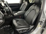 Used 2022 Toyota Camry SE image 4