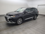 Used 2017 Mitsubishi Outlander SE image 2