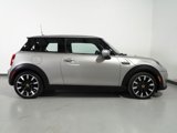 Used 2024 MINI Cooper SE w/ Signature Upholstery Package image 5