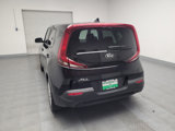 Used 2020 Kia Soul LX image 6