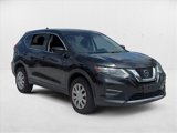 Used 2019 Nissan Rogue S image 3