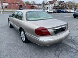 Used 2002 Lincoln Continental image 5
