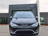 Used 2018 Chrysler Pacifica Limited image 2