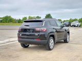 New 2025 Jeep Compass Latitude image 5